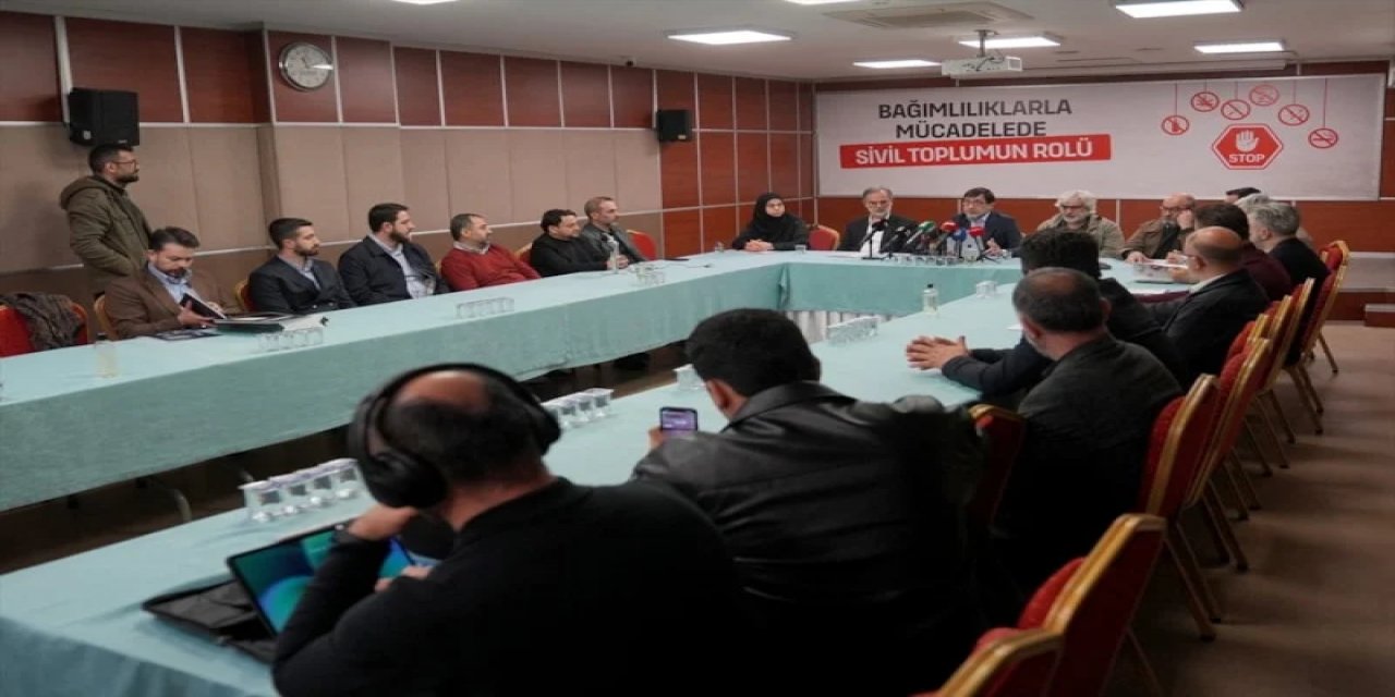 İHH Raporuna Göre : Bağımlılık Yaşı 13'e Düştü