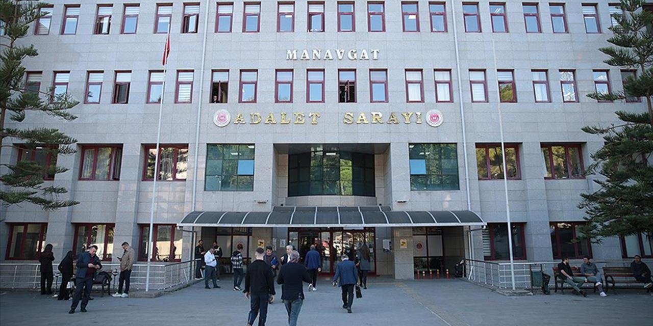 Manavgat Belediyesine Yönelik Soruşturmada 5 Şüpheli Tutuklandı