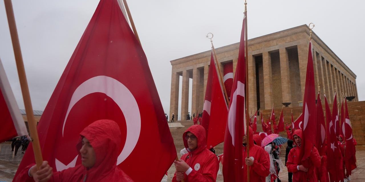 Devlet Erkanı Anıtkabir'i Ziyaret Etti