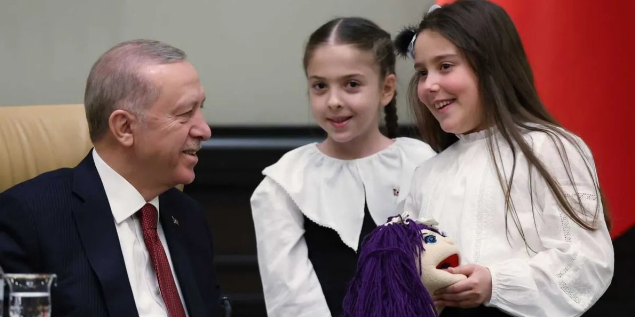 Tayyip Dede İle Külliye'de 23 Nisan Buluşması