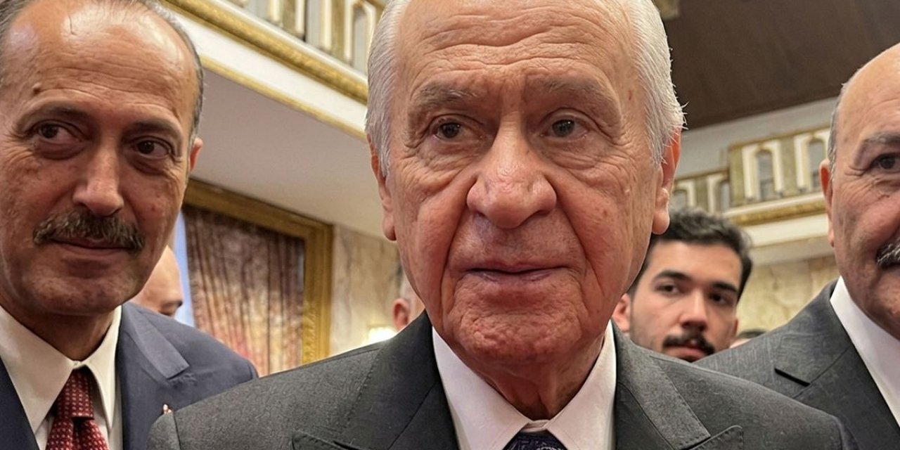 Farklı Bir Takım İsmi Verdi! Devlet Bahçeli'den ''Galatasaray mı Fenerbahçe mi?'' Sorusuna Şaşırtan Cevap