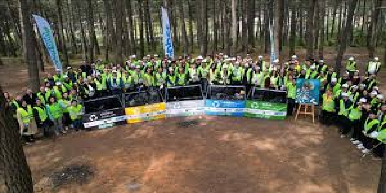 "Sıfır Atık İle Doğaya Saygı Duy" Projesi Kapsamında İstanbul'da Çevre Temizliği Yapıldı