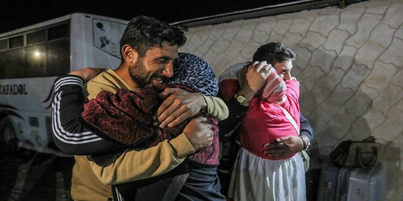 Tedavi İçin Mısır'a Giden 131 Filistinli, Gazze’ye Döndü