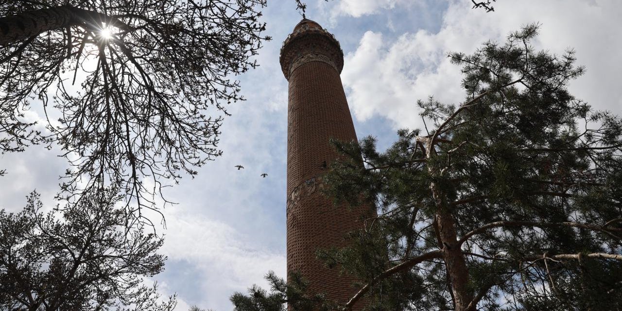 Eğik Minareli Ulu Camii 7,5 Büyüklüğünde Depreme Dayanacak