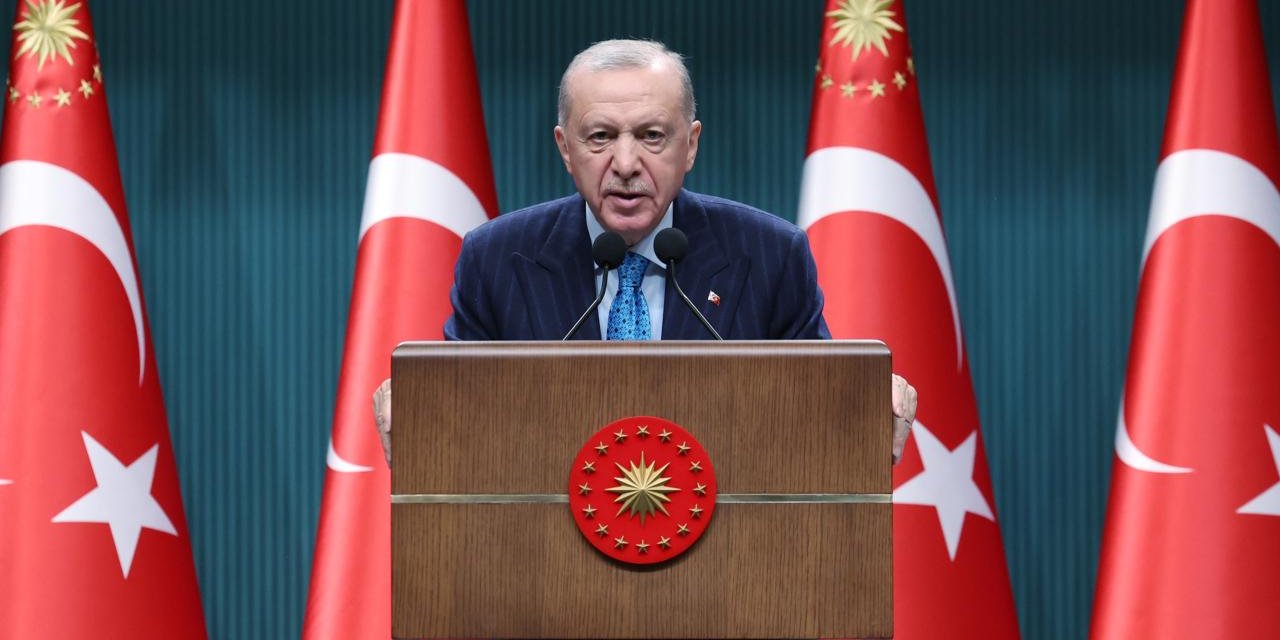 Cumhurbaşkanı Erdoğan'dan Çanakkale Kara Savaşları'nın 111. Yıl Dönümü Mesajı