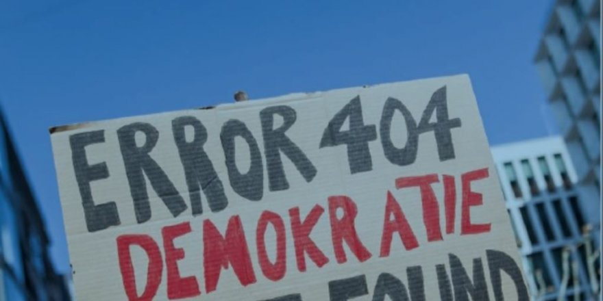 ‘Türkiye Özgür Olmayan Ülkeler Arasında’