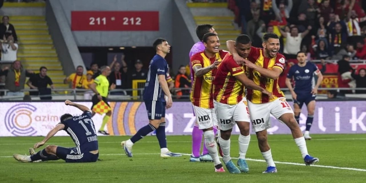 Göztepe Sahasında Antalyaspor'u Devirdi