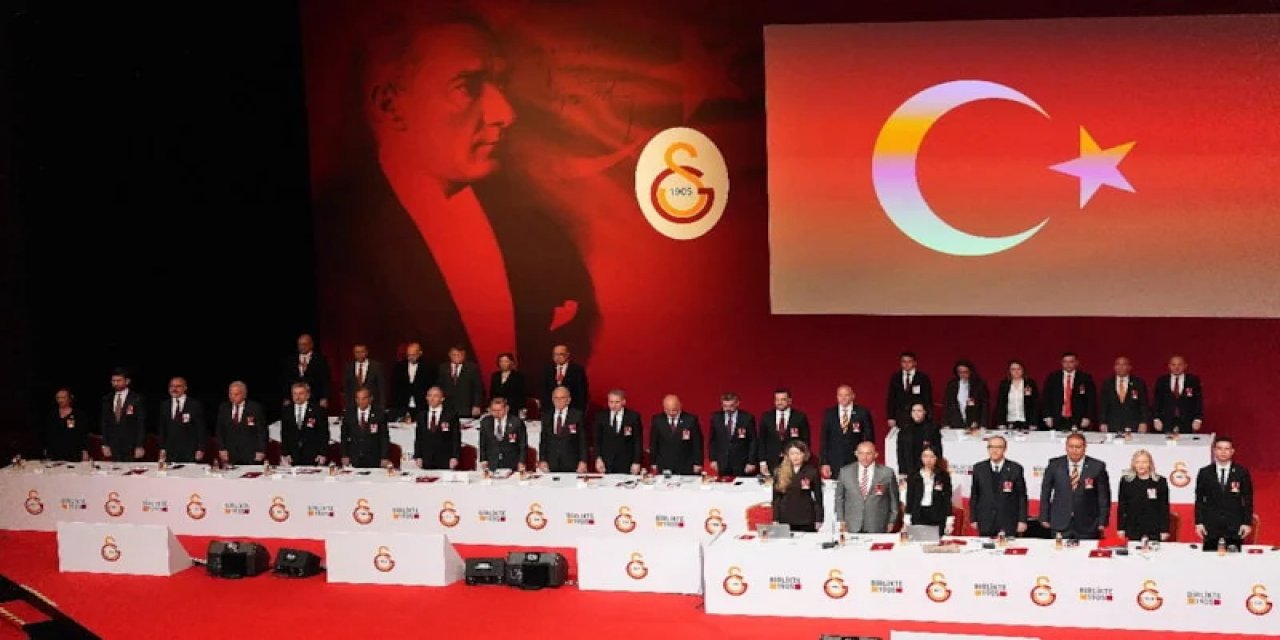Galatasaray'da Dönem Bütçesi Kabul Gördü