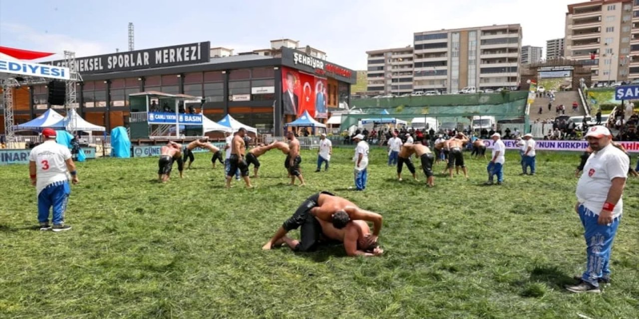 Türkiye Yağlı Güreş Ligi'nin İlk Etabı, Gaziantep'te Başladı