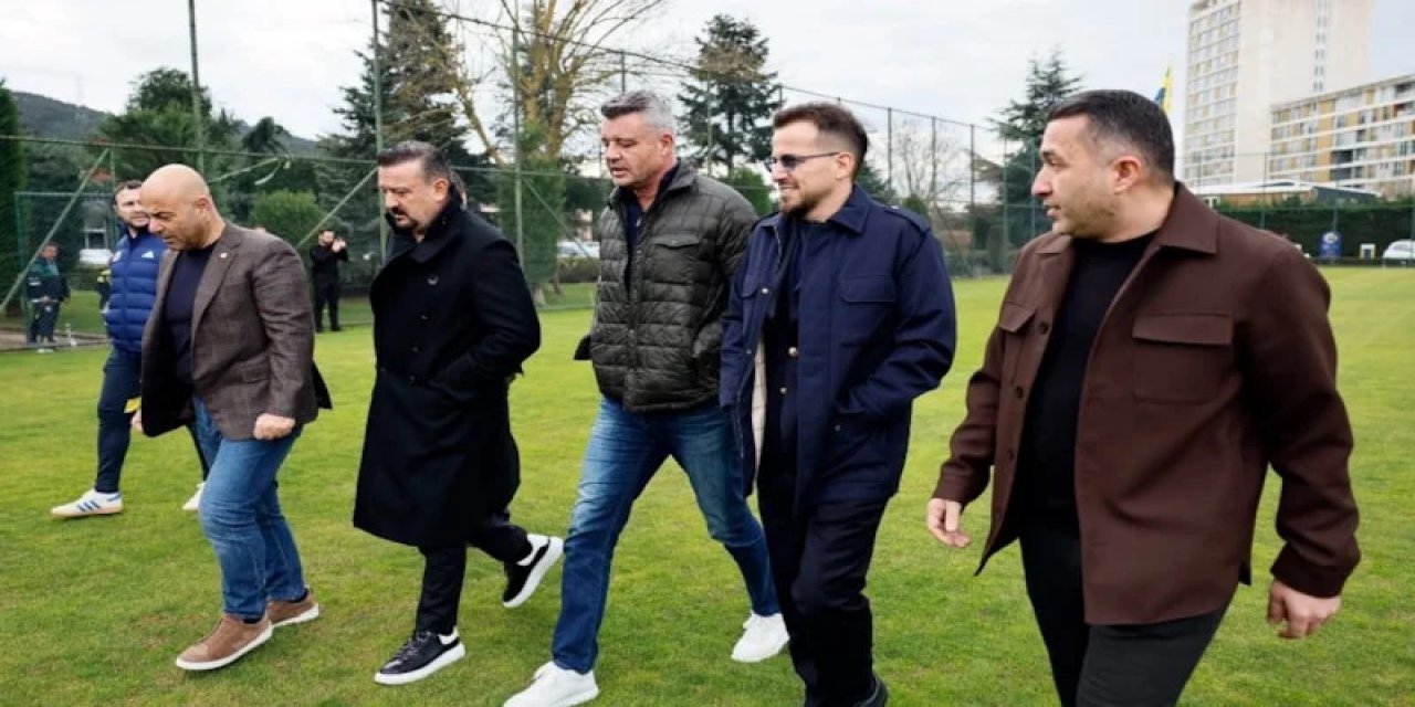 Fenerbahçe Yönetiminden Derbi Hamlesi: Olağanüstü Toplantı Kararı...