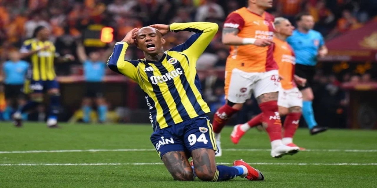 Fenerbahçe'nin Brezilyalı Yıldızları Derbide Hayal Kırıklığını Uğrattı!