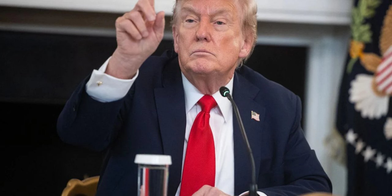 İran'ın Hızlı Barış Teklifi Trump'ı Harekete Geçirdi! Güvenlik Ekibiyle Toplantı Yapacak