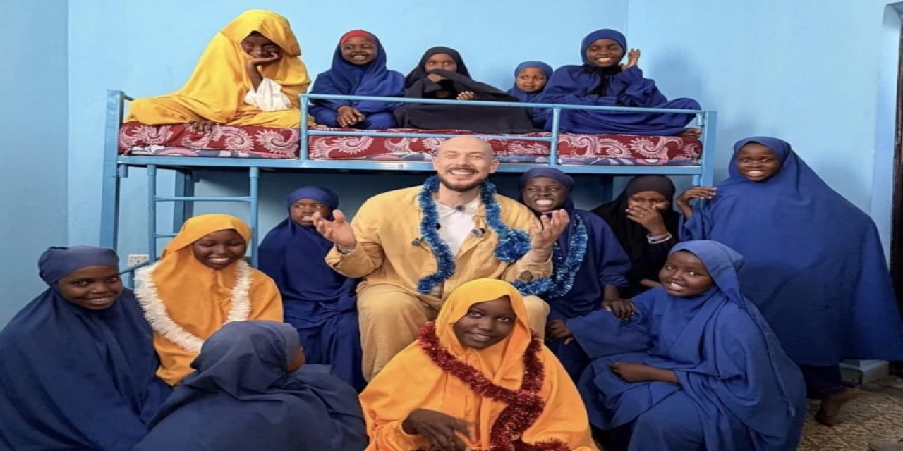 Cem Özkök, Somali'de Yetimhane Açtı