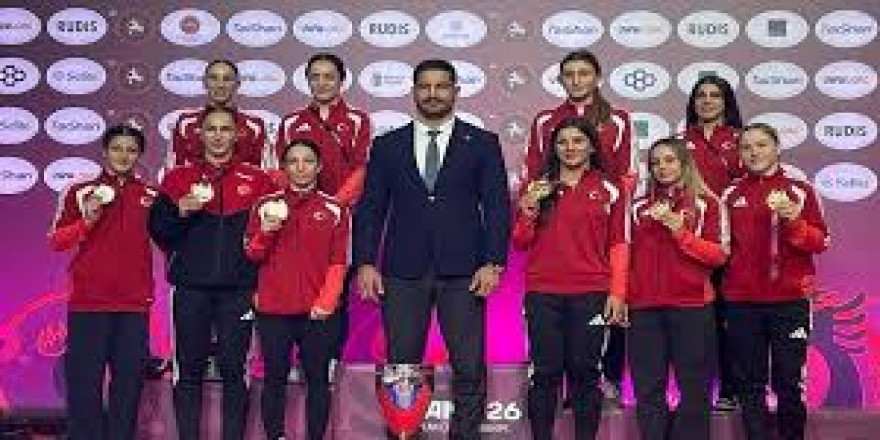 Kadın Milli Güreşçiler, Avrupa Şampiyonası'nda Performanslarıyla Göz Doldurdu