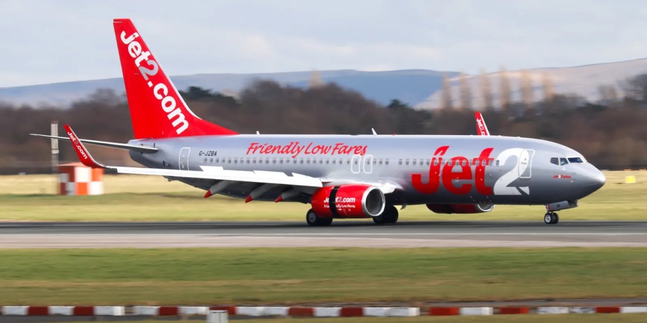 Antalya’dan Kalkan Uçakta Kriz: Pilot "Polis ve Ambulans İstiyoruz" Dedi