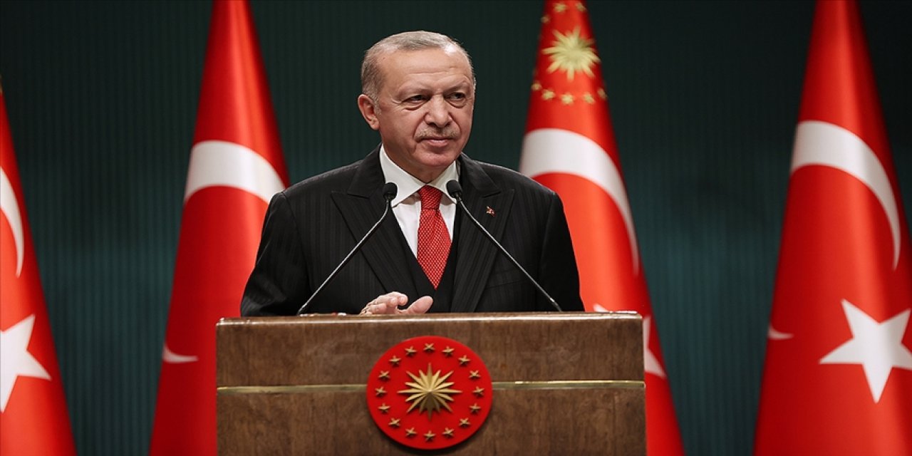 Cumhurbaşkanı Erdoğan: "Gazetelerin CHP Basın Bülteni Gibi Çıktığı O Eski Türkiye Artık Yok; Eleştiriye Alışacaksınız!"