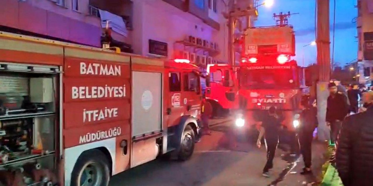 Batman'da Bir Evde Bir Kadın ve Bir Erkek Yanmış Halde Ölü Bulundu