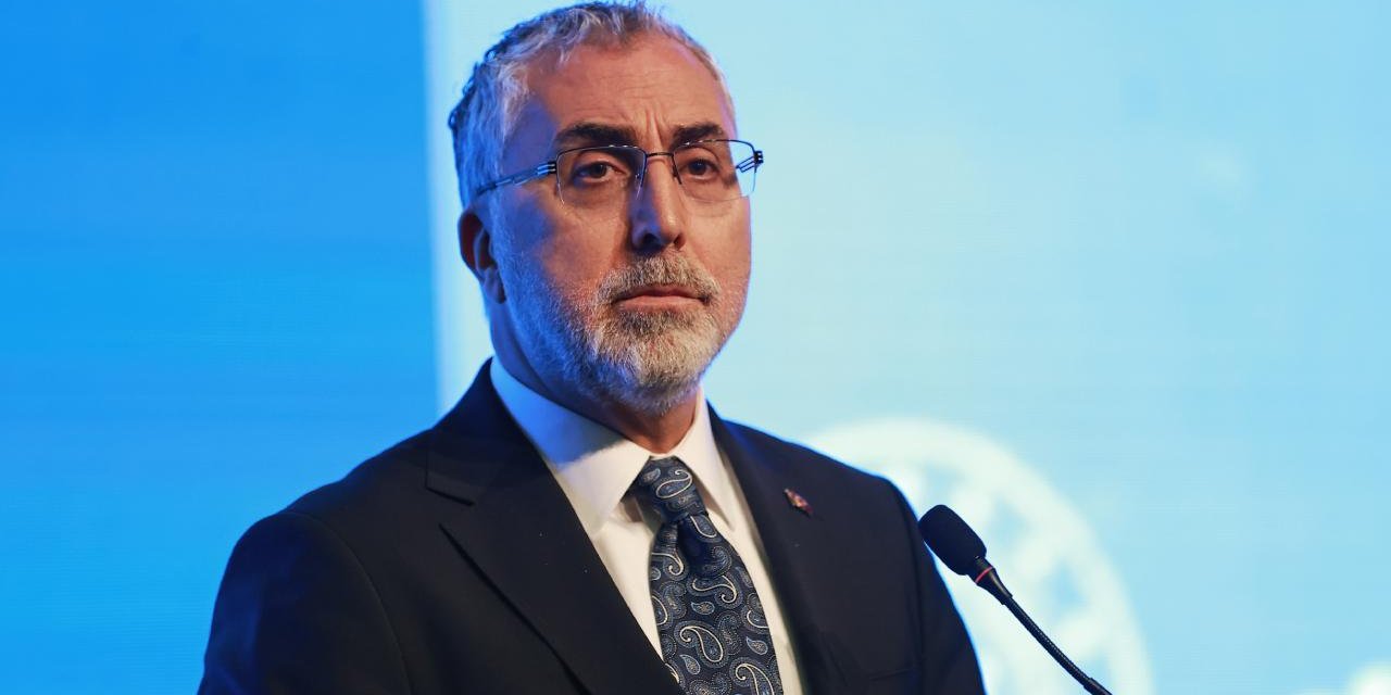 Bakan Işıkhan'dan "Sosyal Hizmetler Kanunu"na İlişkin Paylaşım