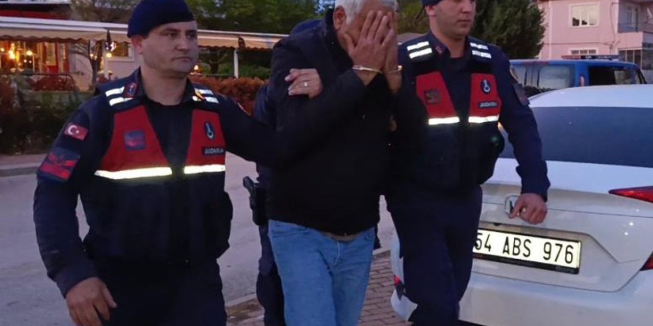 Öğrencilere İstismarda Bulunan Bakkal Kamera Kayıtlarından Yakalandı