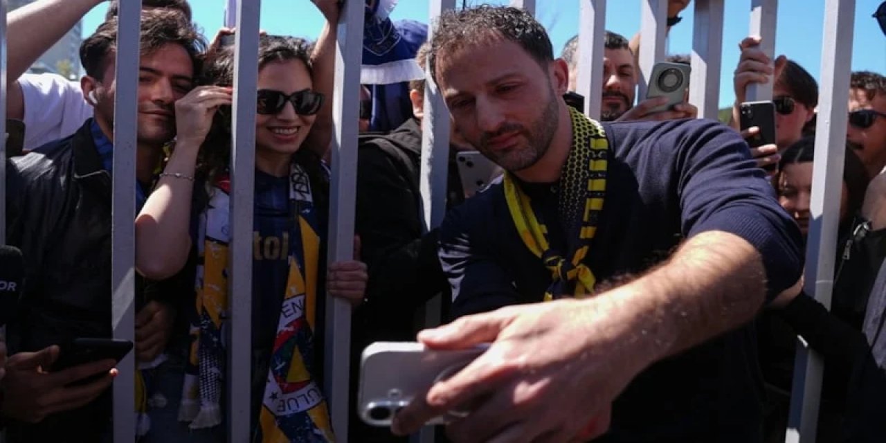 Fenerbahçe'de Veda Farkı: Jose Mourinho Ve Domenico Tedesco...