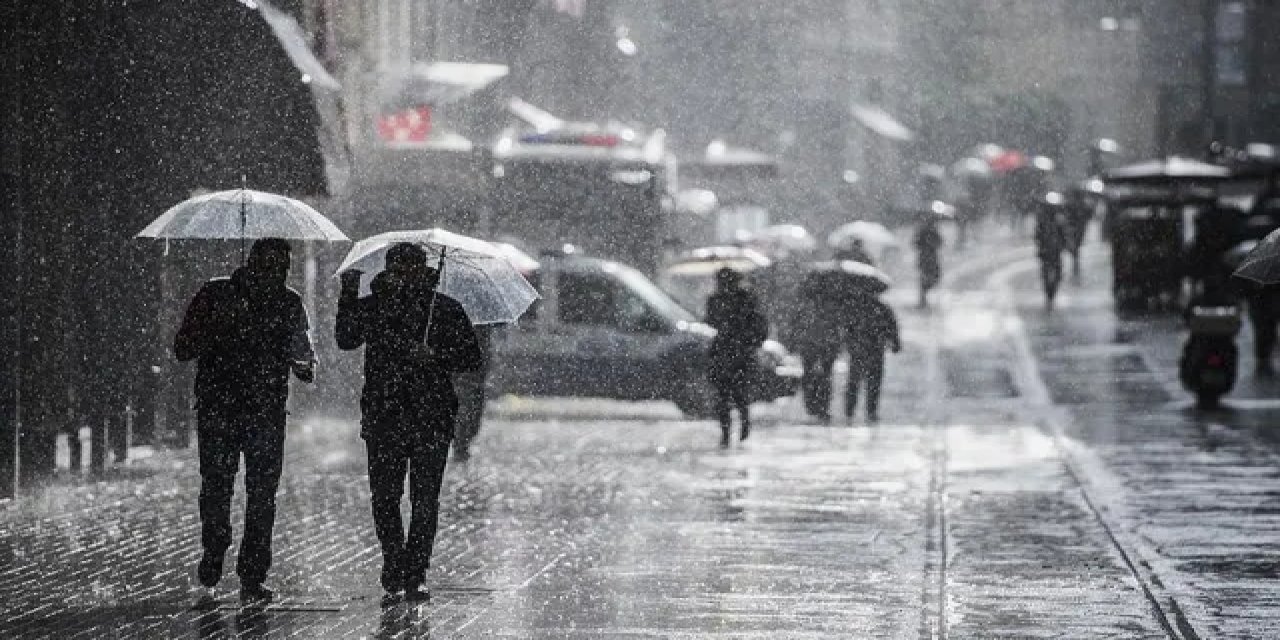 Şanlıurfa'da Dolu Ve Sağanak Etkili Oldu