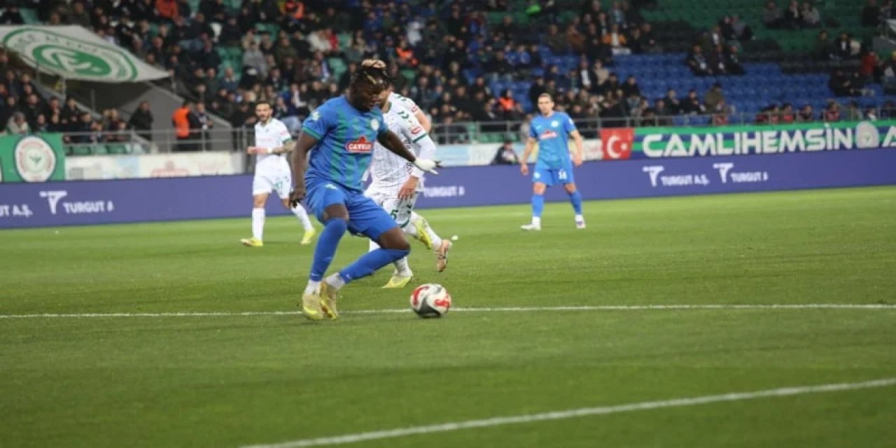 Rizespor, Konyaspor'u Yenerek Serisini Bitirdi
