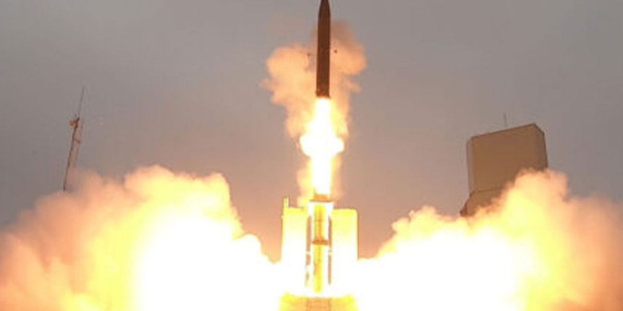 İsrail'de Arrow 3 Füze Krizi: Knesset Acil Toplanıyor