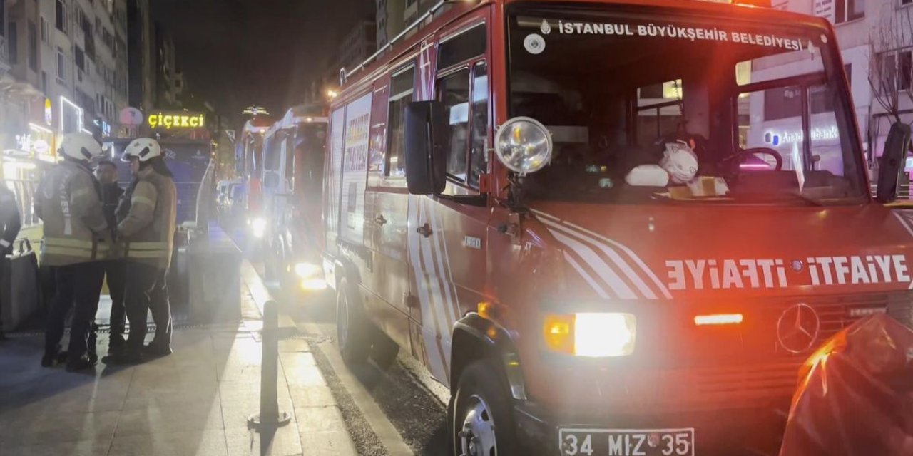22 Yaşındaki Genç, Metro İstasyonunda Raylara Düşerek Hayatını Kaybetti