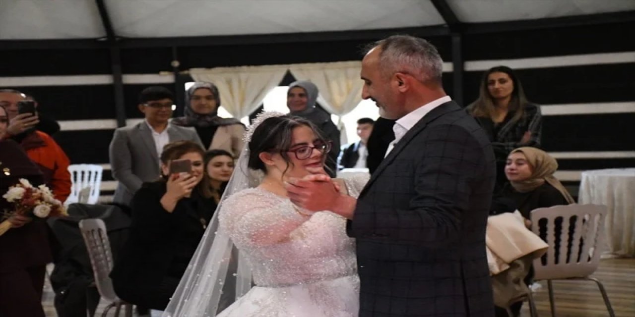 Düzce'de Down Sendromlu Elif'in Gelinlik Hayali Gerçek Oldu