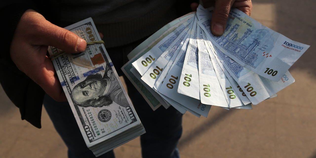 İran'da Dolar, Ulusal Para Birimi Karşısında Tarihi Zirveye Çıktı