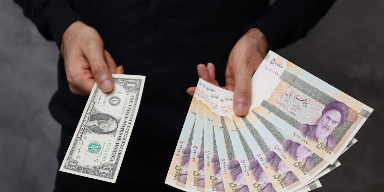 İran'ın Para Biriminde Erime Sürüyor! Dolar Karşısında Tarihi Dipte