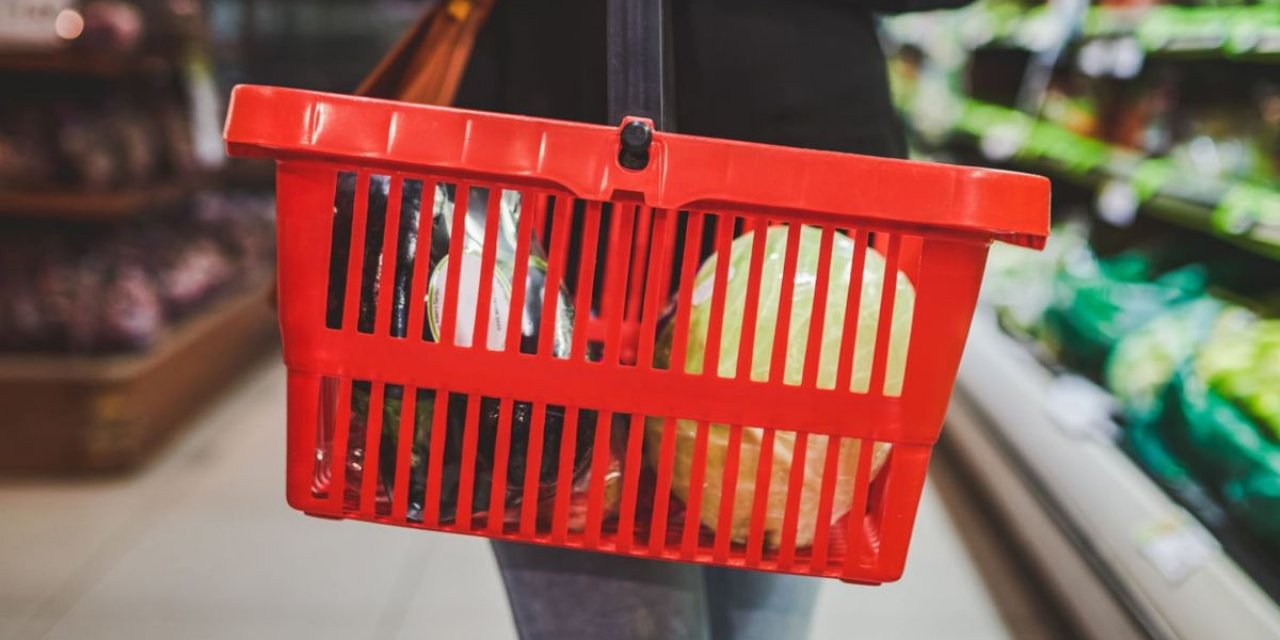156 Şubeli Dev Marketin Sattığı Köfteden Kanatlı Eti Ve Taşlık Çıktı