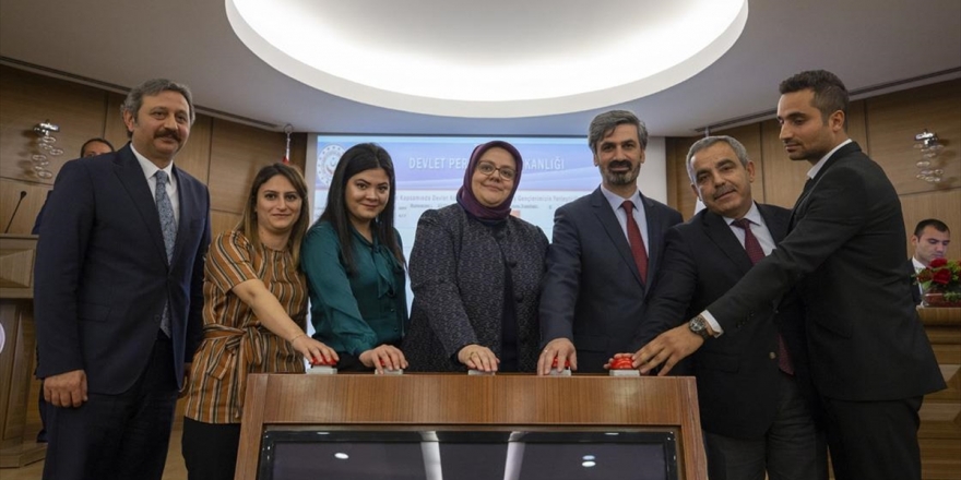 Devlet Korumasındaki 2 Bin 183 Genç Kamuya Atandı