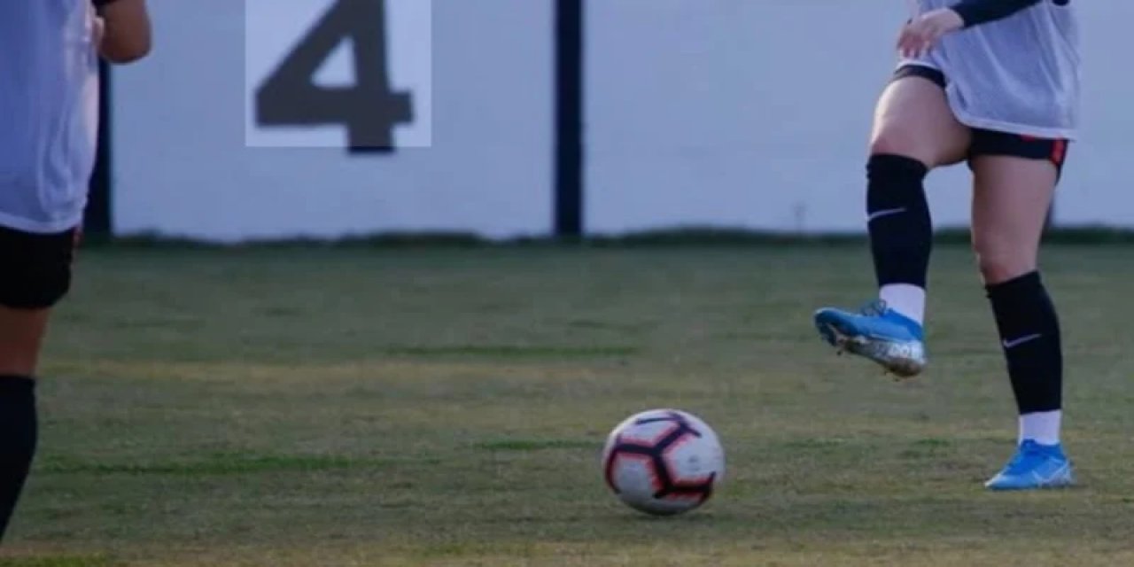 Tarihte İlk! Kuzey Koreli Kadın Futbol Takımı, Güney Kore'de Maça Çıkacak