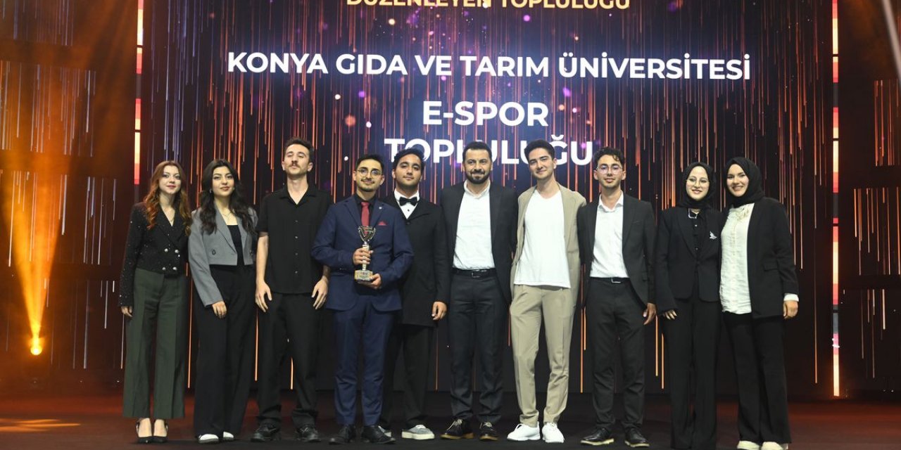 Gençlik Meclisi Topluluk Ödülleri Sahiplerini Buldu