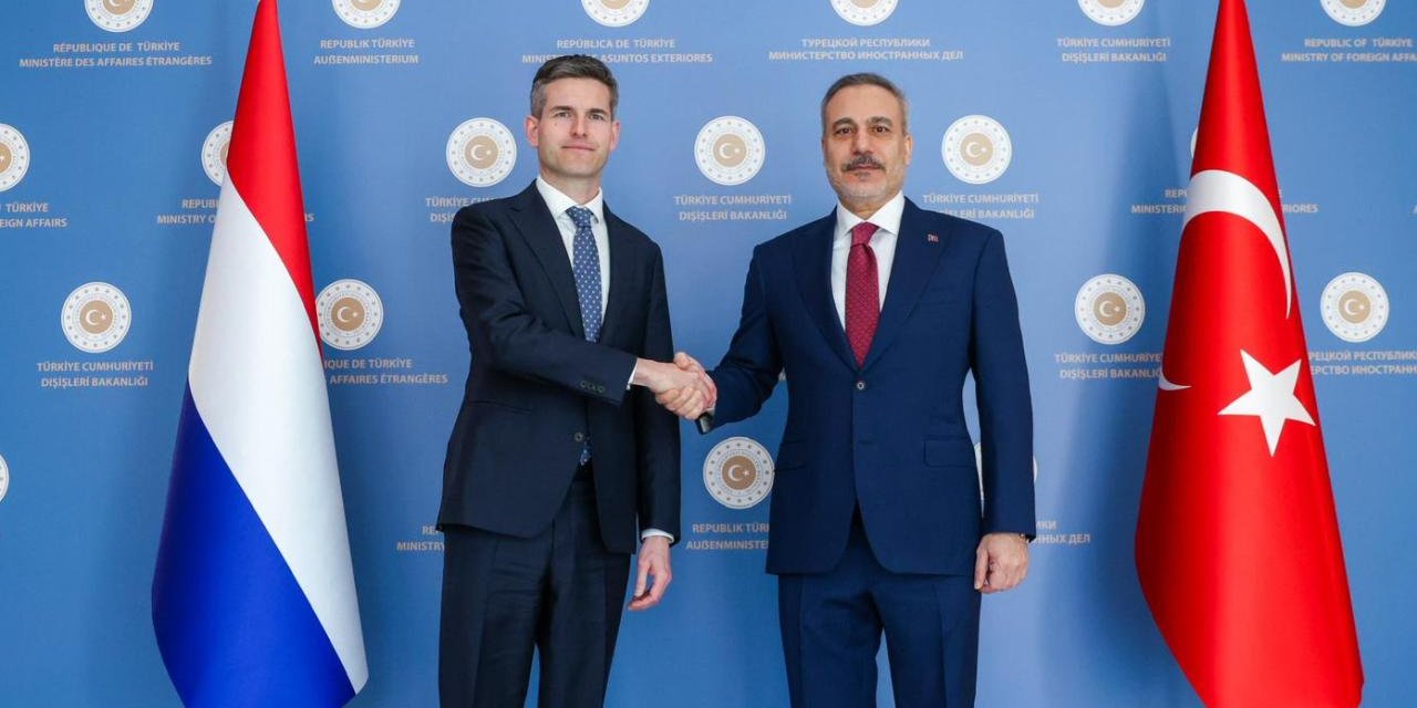 Bakan Fidan, Hollandalı Mevkidaşı İle Görüştü