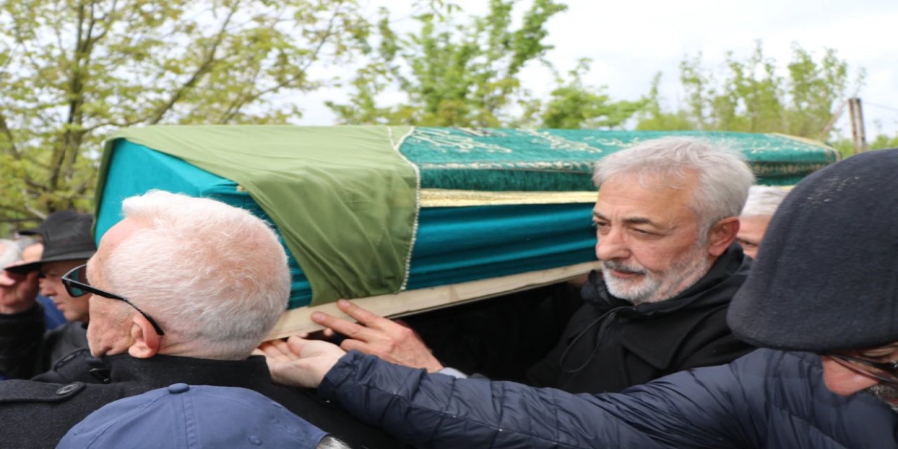 Ünlü Oyuncunun Dünyası Başına Yıkıldı! Yürek Burkan Veda...