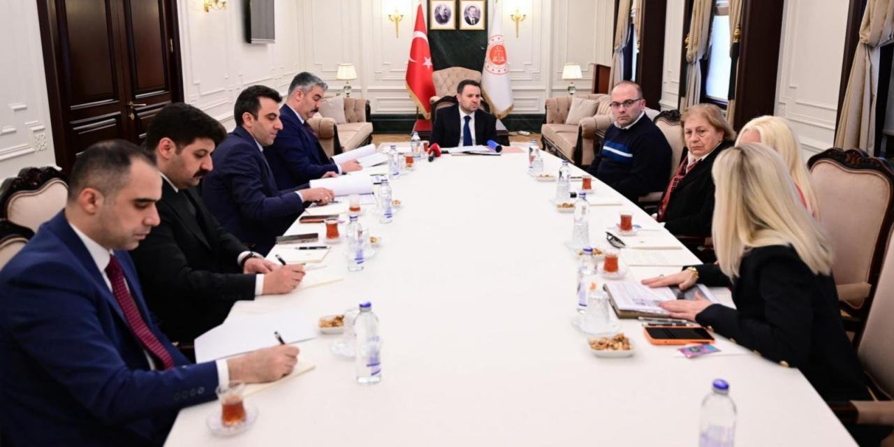 Adalet Bakanı Gürlek, Çağla Tuğaltay'ın Ailesiyle Görüştü
