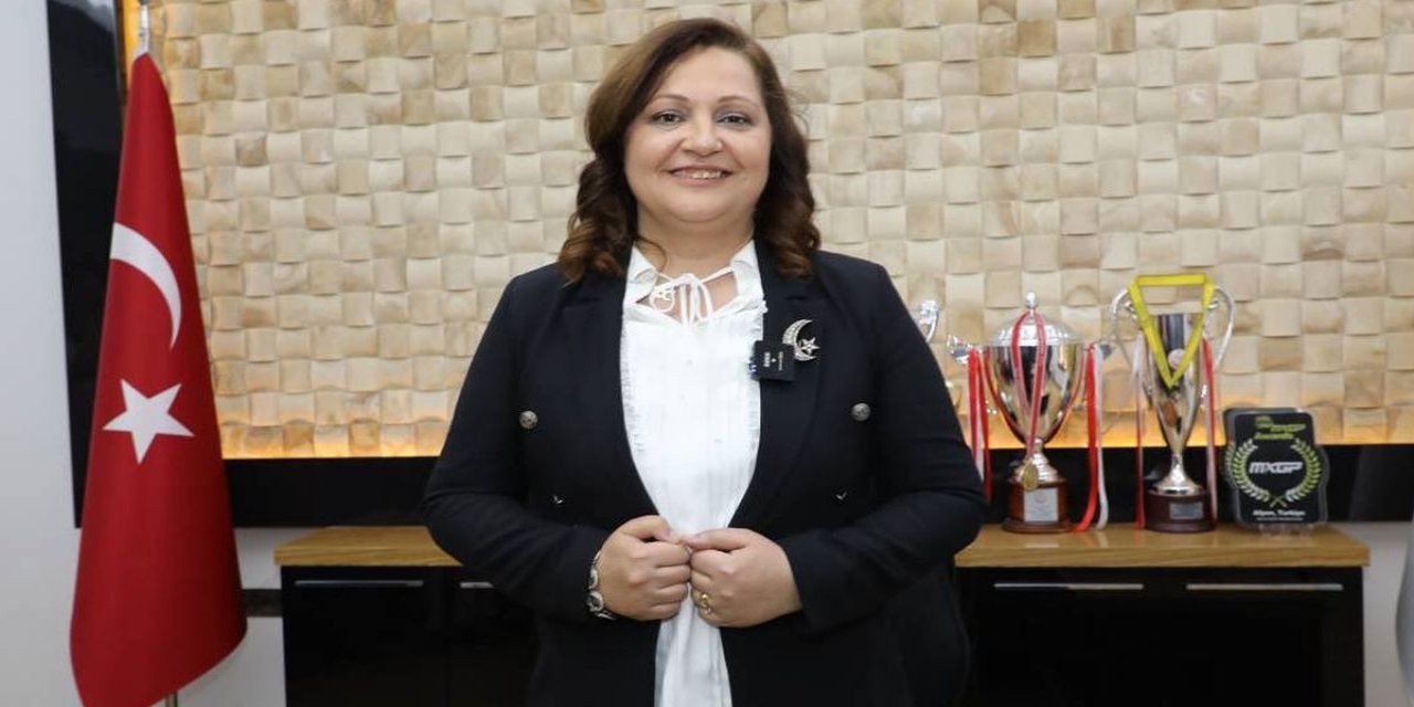 Burcu Köksal Kararını Açıkladı: CHP’den İstifa Edip AK Parti’ye Katılıyor