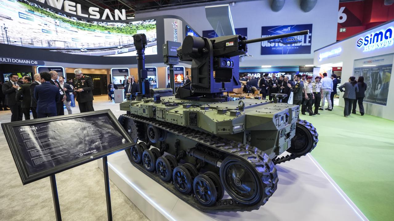 Yeni İnsansız Kara Aracı "BARKAN 3" Vitrine Çıktı