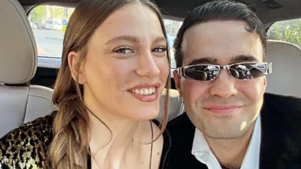 Aşka Geldiler! Serenay Sarıkaya İle Mert Demir'den Yeni Poz