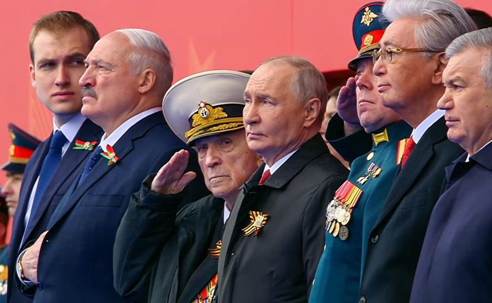 Kremlin Tribünündeki Türk Liderleri: Duygular, Gerçekler ve Türk Dünyasının Stratejik Açmazı