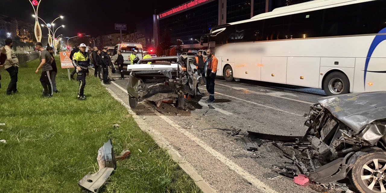 Yozgat'ta Zincirleme Trafik Kazası: 7 Yaralı