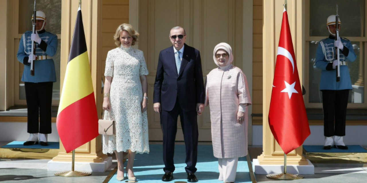 Cumhurbaşkanı Erdoğan, Belçika Kraliçesi İle Görüştü