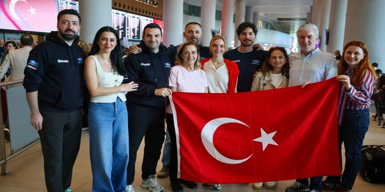Castrol Ford Team Türkiye Ekibi Portekiz'den Zaferle Döndü