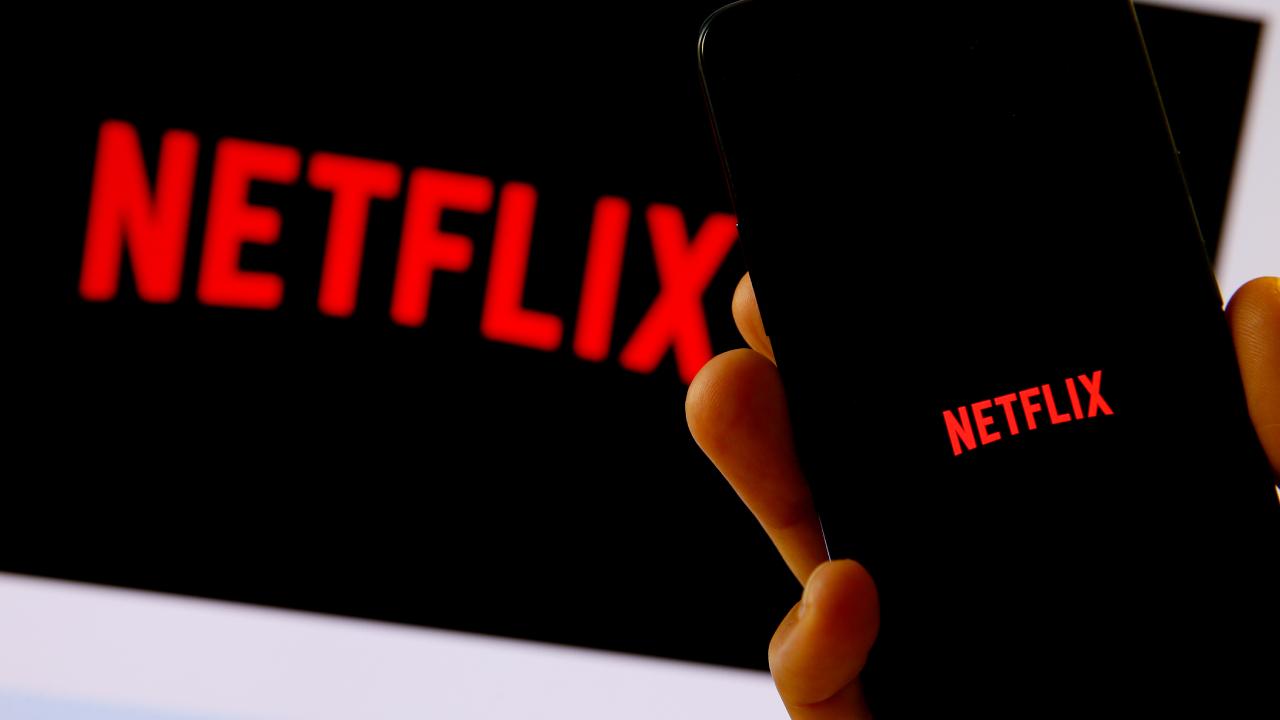 Netflix'e Dava: Bağımlılık İçin Tasarlanıyor, Çocukların Verileri Kar Amacıyla Toplanıyor
