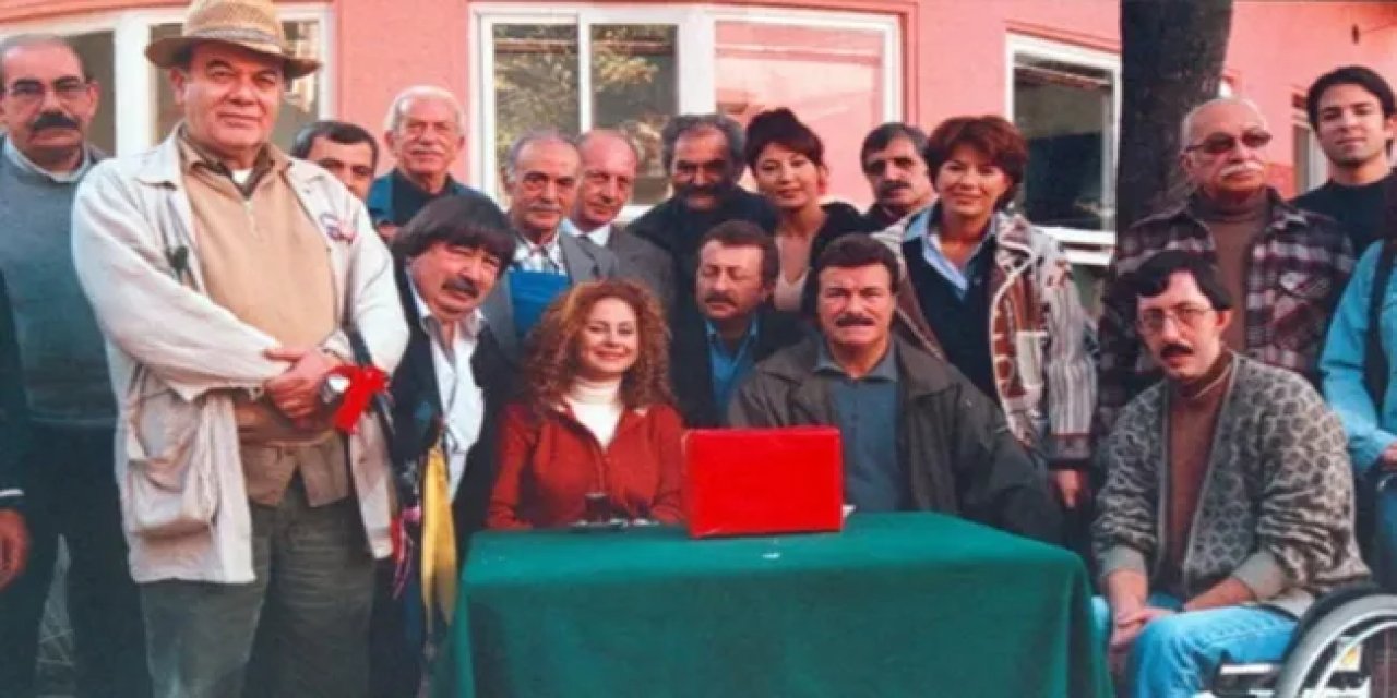 Mahalle'nin Muhtarları'nın Unutulmaz İsmi Alp Balkan Hayatını Kaybetti