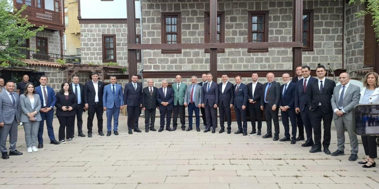 Kayseri'ye Çifte Gurur: 2027 Kültür, 2029 Dünya Spor Başkenti Ünvanı