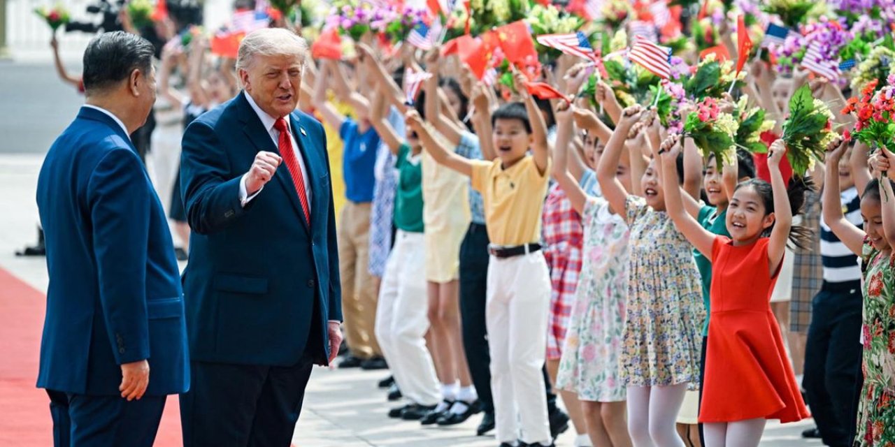 Çin Devlet Başkanı Xi, ABD Başkanı Trump'ı Resmi Törenle Karşıladı