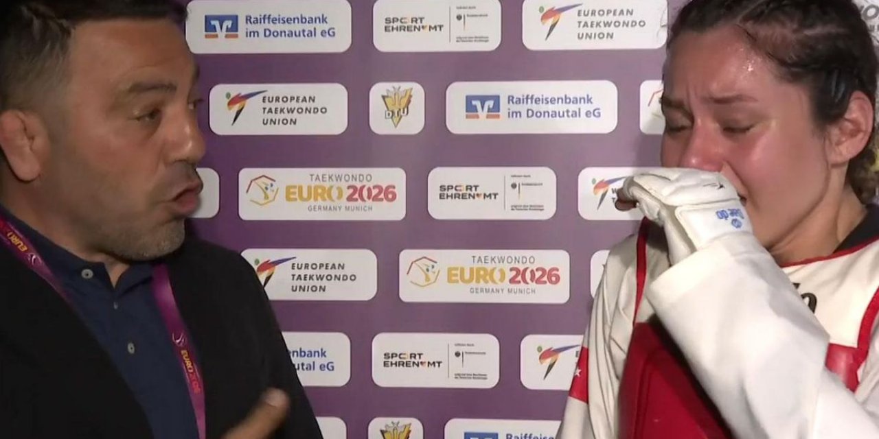Gençlik Ve Spor Bakan Yardımcısı Hamza Yerlikaya, Hıçkıra Hıçkıra Ağlayan Sude Yaren'i Teselli Etti